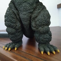 X-PLUS エクスプラス 東宝30センチシリーズ 酒井ゆうじ造形コレクション GODZILLA ゴジラ 1991 「網走激闘 ！」少年リック限定版　発光Ver._画像3