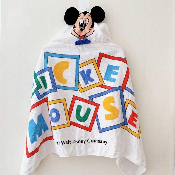 【匿名配送】Disney ディズニー　ミッキー　キャラクターポンチョ型タオル