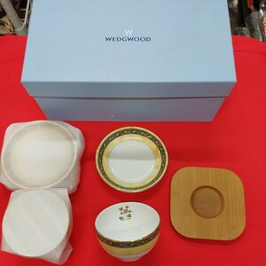 ウェッジウッド 湯のみ ペア 2個セット WEDGWOOD 古物 カップ ソーサー 1個 中古 1個は未使用 現状の売り