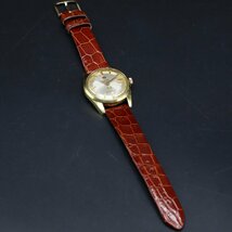 希少 57石 RADO Golden Horse ラドー ゴールデンホース Ref.11674 自動巻 ゴールドカラー 赤デイト スイス製 アンティーク メンズ腕時計_画像8