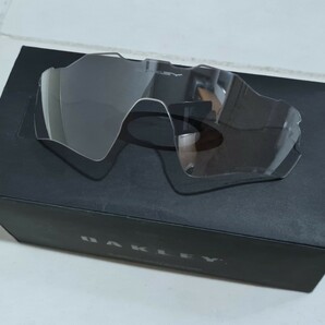 正規品 新品 純正品 調光レンズ OAKLEY RADAR EV PATH オークリー レーダー イーブイ パス Photochromic フォトクロミック サングラスの画像3