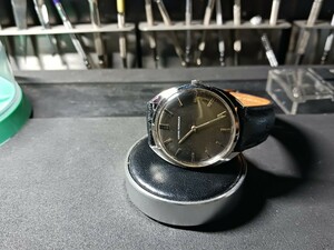 　GIRARD-PERREGAUX　ジラール・ペルゴ手巻きメンズ腕時計　OH済み機関良好。ビンテージ