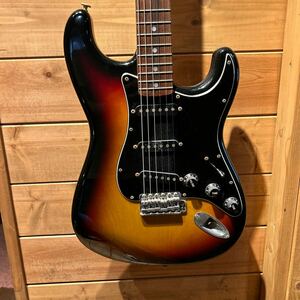 Fender フェンダー　Fender Japan ストラトキャスター　　ラージヘッド　ジャンク　ストラト