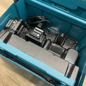 極美品 MAKITA マキタ 40Vmax パワーソースキット DC40RB バッテリ BL4040x2本+2口急速充電器 DC40RB