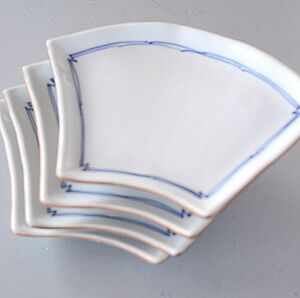 Art hand Auction 4 个中盘, 扇子, 手绘靛蓝线条, 日本餐具, 盘子, 中板