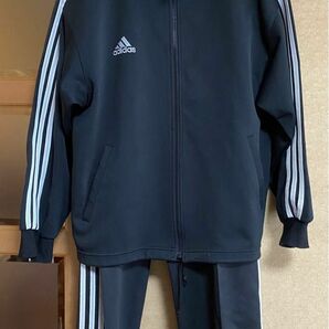 昔のadidasジャージ