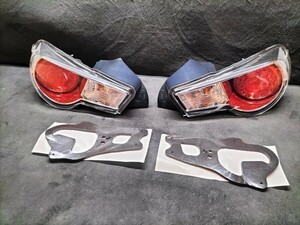 美品 トヨタ 86 ZN6 BRZ ZC6 前期 純正 LED テールレンズ テールランプ KOITO 220-60084　KOITO 220-60082 左右セット パッキン未使用