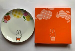  【miffy(ミッフィー)60周年】ローソン限定ノベルティ