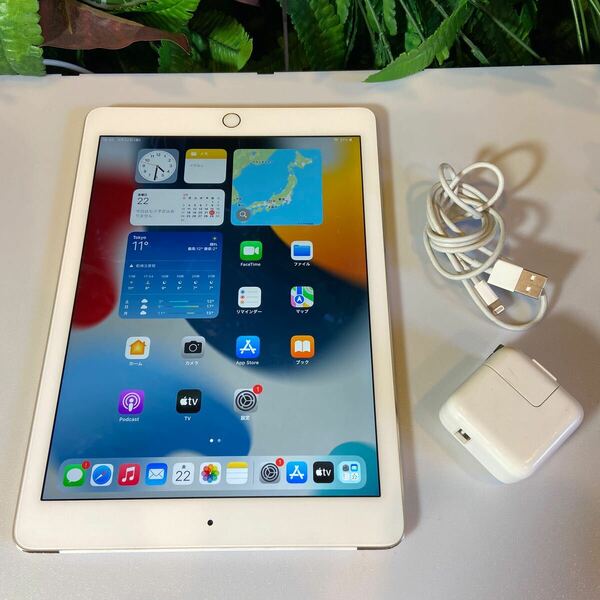 ［美品］Apple iPad Air 第2世代/32GB/SIMフリー/Wi-Fi+Cellular/ゴールド03
