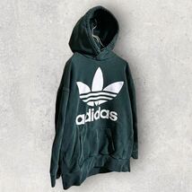 【映える緑】アディダス　ADC F フーディ　パーカー　ビッグロゴ　レディースM adidas ゆるダボで_画像4