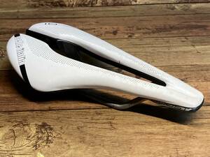 HR957 セライタリア selle italia SP-01 BOOST サドル 白 Ti316レール 幅実測140mm