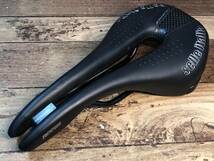 HS070 セライタリア selle italia ノヴァス NOVUS SUPERFLOW サドル 黒 MANGANESEレール_画像1