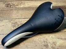 HS224 フィジーク fizik ALIANTE R3 サドル 黒 白 140mm kiumレール_画像2