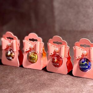 リンツ　リンドール　一粒入り4セット　ハンドメイドラッピング　チョコレート