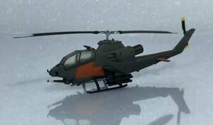 ■完成品 1/144 AH-1S コブラ 米軍仕様機 機銃カバーなし ♯ タカラ ワールドタンクミュージアム 大戦略エディション 対戦車ヘリコプター