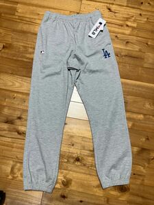 新品未使用　MLB ドジャース　スウェットパンツ　LLサイズ