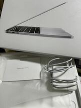 充放電回数55回 Apple MacBook Pro 13-inch 2020 Intel Core i7 16GB 512GBシルバー A2251 超美品_画像8