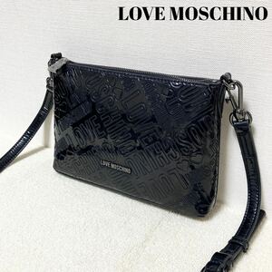 極美品 LOVE MOSCHINO ラブモスキーノ ショルダーバッグ ブラック 黒 エナメルレザー 総柄