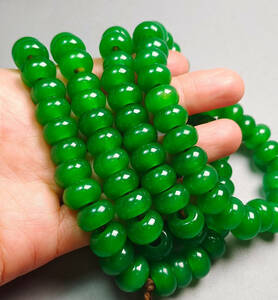 清代　満緑翡翠珠　１０８枚珠　ネックレス