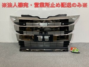 新車外し!ノア/SG/SZ 90系/ZWR90W/ZWR95W/MZRA90W/MZRA95W 純正 フロント グリル/カメラ穴付 53101-V1020/53112-V1020 メッキ(135194)