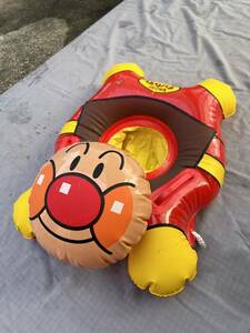 ９　浮き輪　うきわ　Float　ANPANMAN　アンパンマン　足入れ浮き輪　幼児１人用