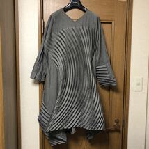 ISSEY MIYAKE 2021AW イッセイミヤケ 21AW CLIFF PLEATS TUNIC DRESS クリフ プリーツ 変形 チュニック ワンピース ドレス_画像2