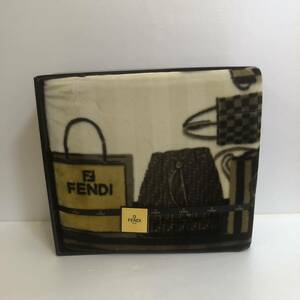 激レア【送料無料】 FENDI/フェンディ/正規品/新品未使用/ニューマイヤー毛布/アクリル100%/サイズ 140cm×210cm (253y)