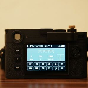 LEICA M11 ライカ ボディ サムレストケース付き ブラックの画像2