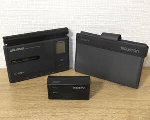 SONY WALKMAN ウォークマン WM-EX90 カセットプレーヤー ソフトケース付き＆ 充電器 BC-7A 通電しますが要修理品