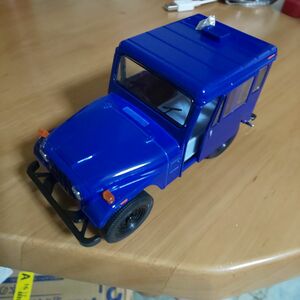 ミニカー 1/26 1971 ジープ DJ-5B jeep