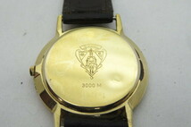 1円～【電池切れ】GUCCI グッチ　3000M　メンズ　クオーツ　腕時計　ゴールドケース　ブラックレザーベルト　3-4-8_画像5