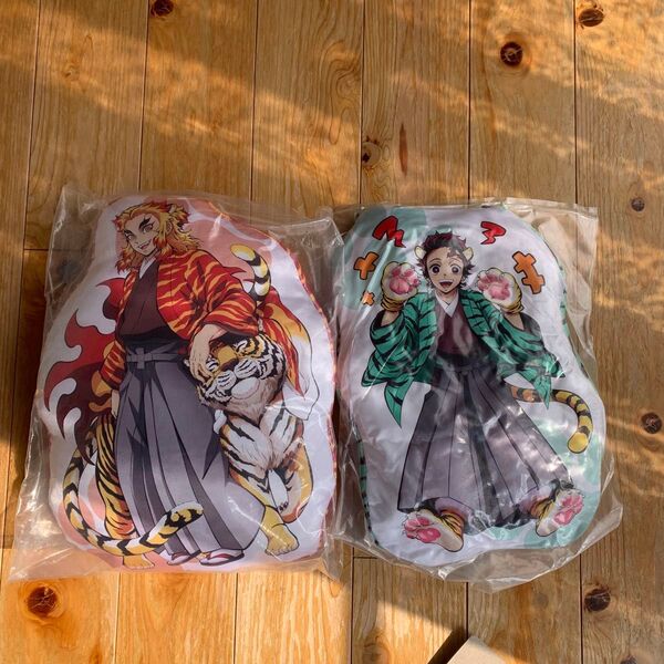 鬼滅の刃 鬼滅祭 寅年ダイカットクッション 杏寿郎&炭治郎 セット