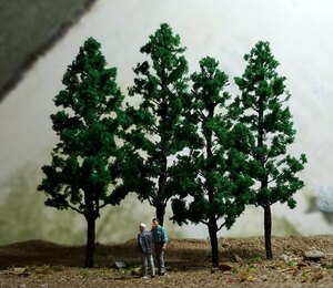 〓鉄道模型 ジオラマ用樹木〓針葉樹 4本セット 100～130mm 〓ジオラマハウス製〓