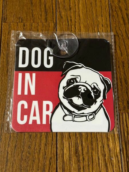 【新品】DOG IN CAR フレンチブルドッグ　パグ　ペットステッカー　吸盤タイプ