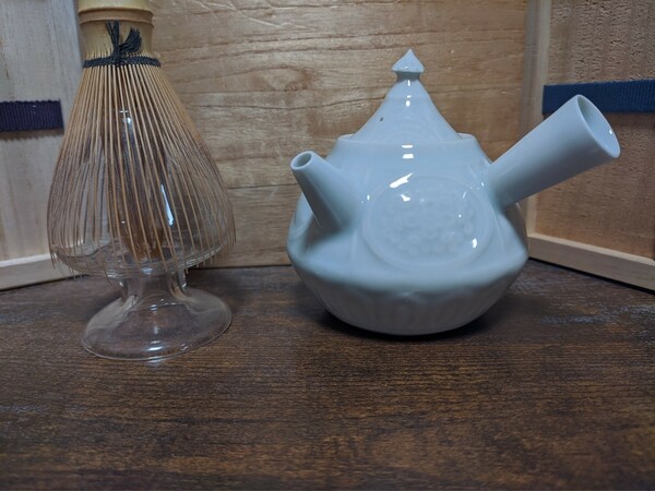 京焼　青磁　青白磁　横手　急須　茶注　彫刻　煎茶器　煎茶道具　茶器