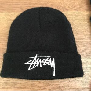 stussy ビーニー　ニット帽