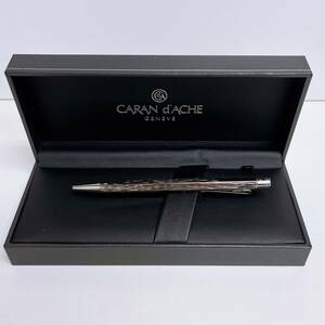 筆記確認済み　Caran d'Ache 　カランダッシュ　ボールペン　使用感ほぼ無し　美品