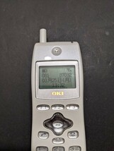 IY0688 OKI ビジネスフォン UM7700 デジタルコードレス電話機 沖電気工業 起動&簡易動作確認&簡易清掃&リセットOK 送料無料 現状品_画像2