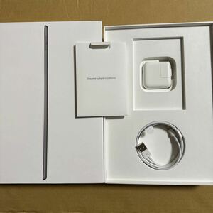 iPad Airの箱と付属品　本体なし　Apple 