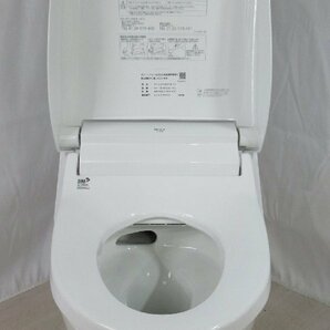 4734 中古美品！23年製 リクシル ベーシア B2Gグレード シャワートイレ 床排水 暖房便座 一体型トイレセット DT-B382G-6L BC-B30Sの画像3