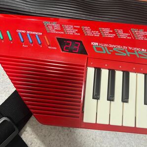  YAMAHA ヤマハ ショルダーキーボード SHS-10R レッド 鍵盤楽器 ソフトケース付き 通電OK の画像2