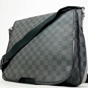 1円 『紳士の逸品』 LOUIS VUITTON ルイヴィトン ダミエグラフィット ダニエルMM メッセンジャーバッグ ショルダーバッグ レザー の画像1