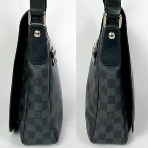 1円 『紳士の逸品』 LOUIS VUITTON ルイヴィトン ダミエグラフィット ダニエルMM メッセンジャーバッグ ショルダーバッグ レザー の画像4