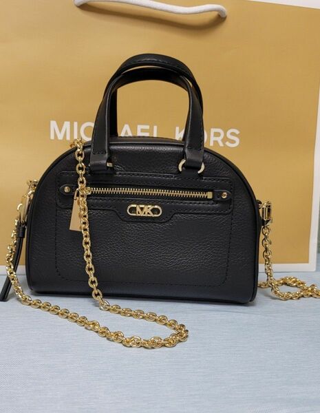 新品未使用MICHAEL KORS ペブルドレザークロスボデ エクストラスモール