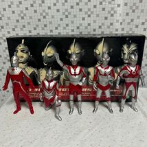 innnn CCP ウルトラマン生誕 40周年記念 ウルトラ5兄弟 フィギュア ウルトラマン ウルトラセブン エース ゾフィー ジャック_画像1