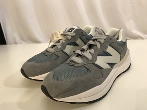 期間限定セール ニューバランス new balance 【新品同様】ローカットスニーカー M5740HCF