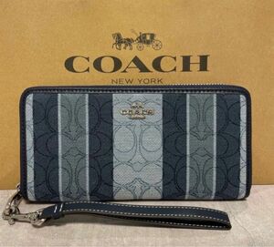 新品未使用　coachコーチ ブルーストライプシグネチャー長財布