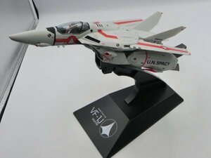 【中古現状品・ジャンク】超合金 タカトク トイス 超時空要塞マクロス VF-1J バルキリー 可変フィギュア 欠品あり HO1-T100-3MA306