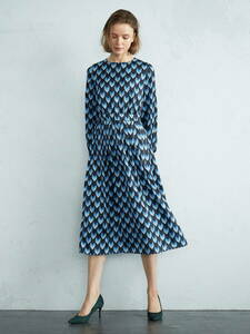  beautiful goods #Aquascutum LONDON / Aquascutum # Classic print One-piece # blue group #L size # regular price 6.9 ten thousand 