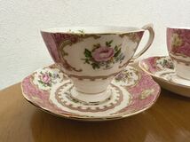 美品 ROYAL ALBERT ロイヤルアルバート レディーカーライル カップ＆ソーサー 2客セット ペア 花柄 ピンク_画像2